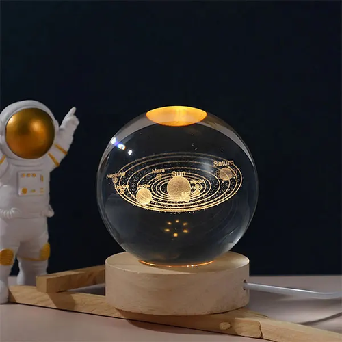 LED SPHERE – NIGHT LIGHT FOR A COSMIC ATMOSPHERE