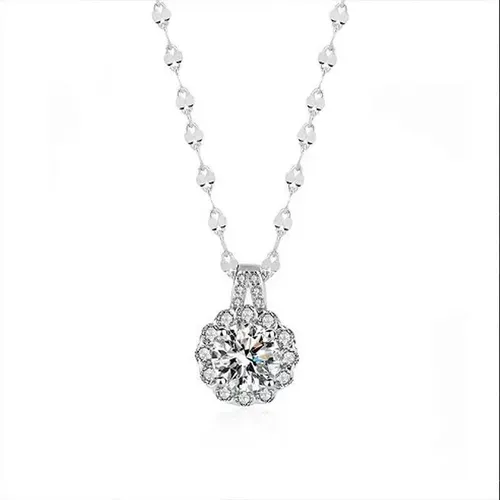 Silver Embossed Moissanite Necklace