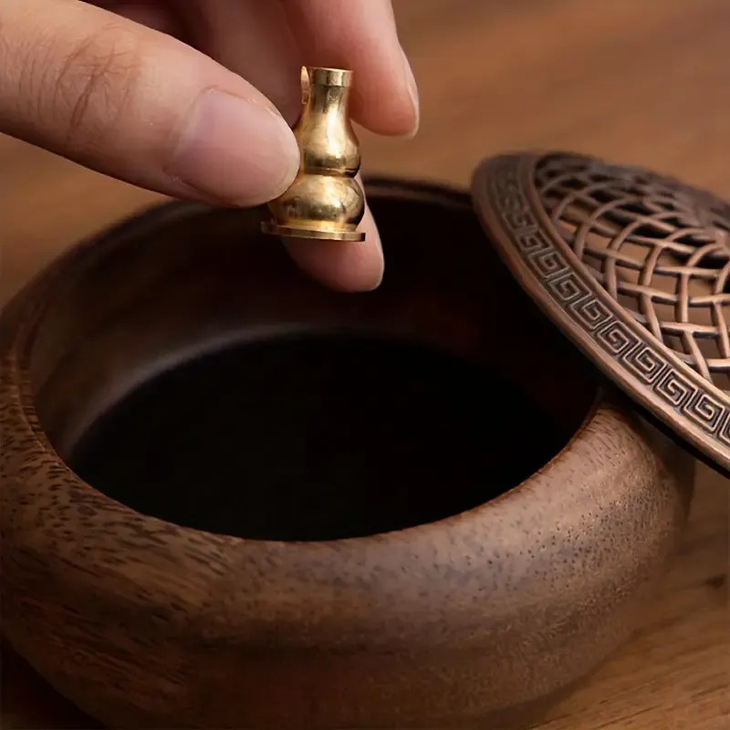 1pcs South American Walnut Retro Solid Wood Round Incense Burner, High-end Atmospheric Home Indoor Incense Burner