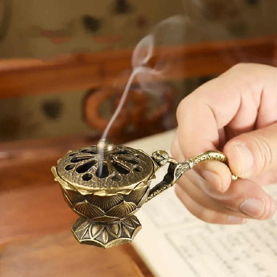 Retro Metal Lotus Incense Burner | Timeless Design | Perfect for Tea, Meditation & Home Decor