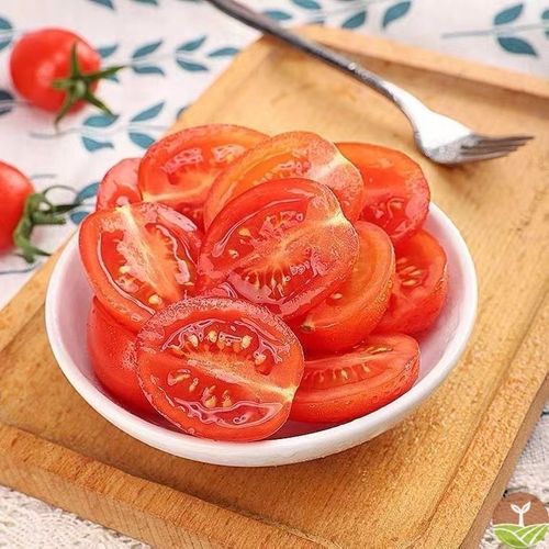 Waterfall Tomato Seeds