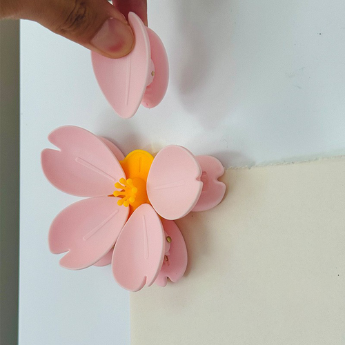 Flower refrigerator magnet clip