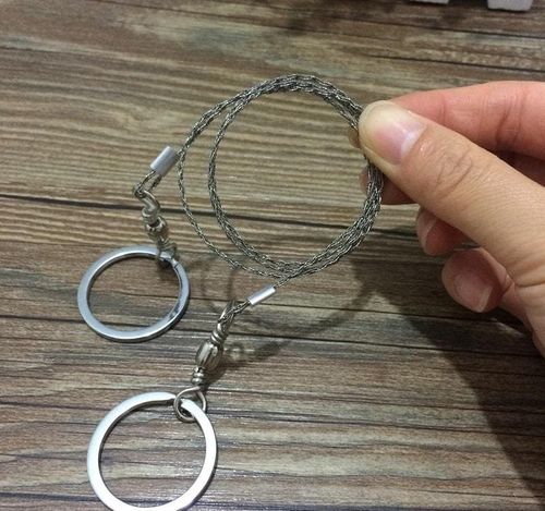 Saw Blade Survival Chain
