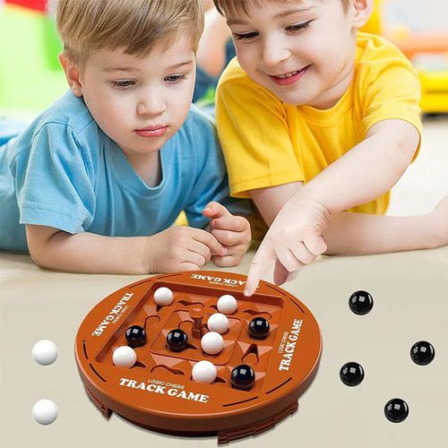 Logic Chess Track Playset