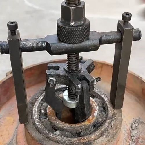 Bore Puller Tool