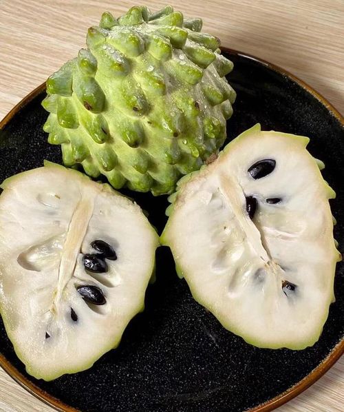 Organic Soursop (Graviola) Seeds