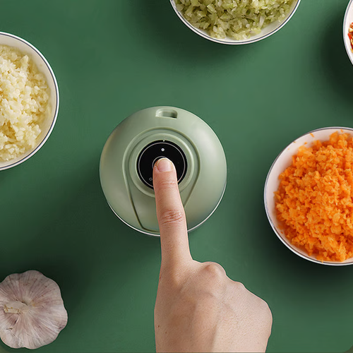 Chop garlic and meat in seconds.😍Great kitchen helper.🎁