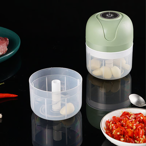 Chop garlic and meat in seconds.😍Great kitchen helper.🎁