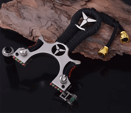 🔫Laser-Sighted Slingshot ! Precision Master!🌲