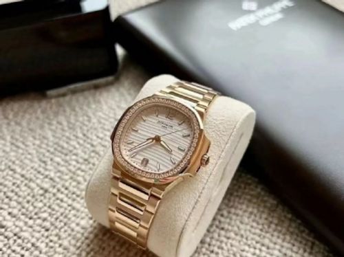 Patek Philippe Nautilus 71181200R-001 Sporty Elegance Series Watch (Original Replica)