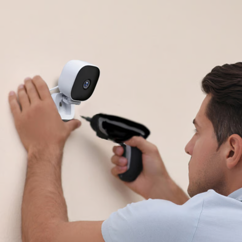 crystal-clear security camera 🎥 🌙 24-7 Recording & Smart Alerts 🚨 Easy Install! 🔒