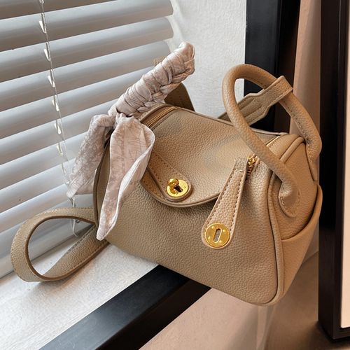 Solid color commuter messenger bag