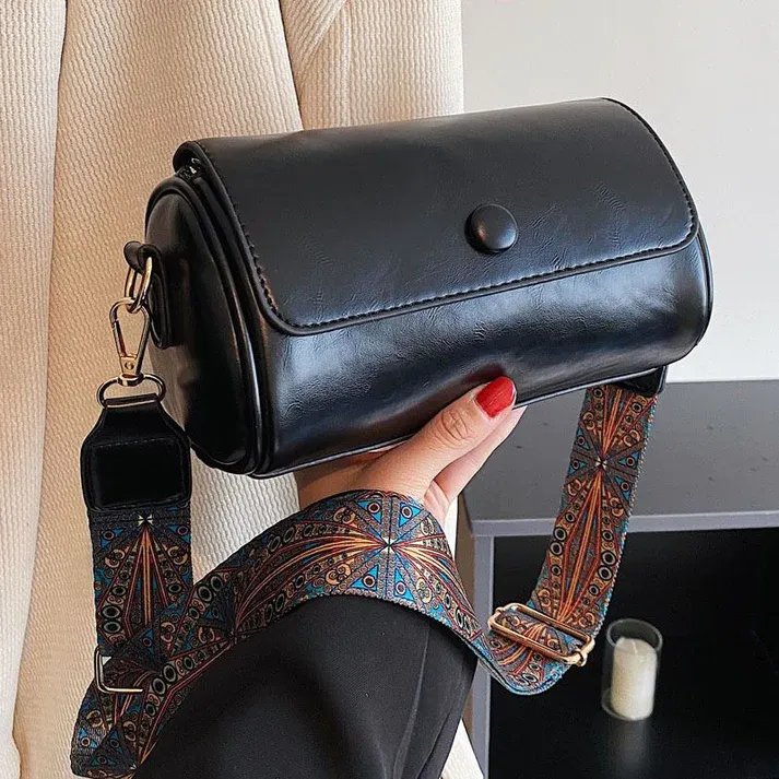 Lady's Vintage Small Crossbody Shoulder Bag