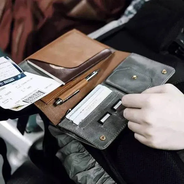 🎄RFID Blocking Leather Card Wallet🚀Limited time 50% off 🚀Ghana Cash on Delivery