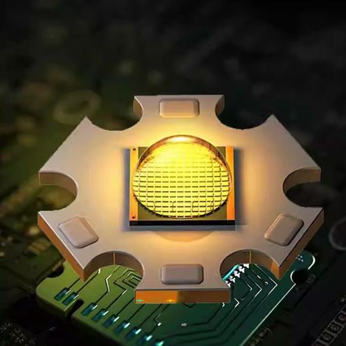 🔥2025 New Arrival🔥 Waterproof Solar-Powered Truck Tail Warning Light