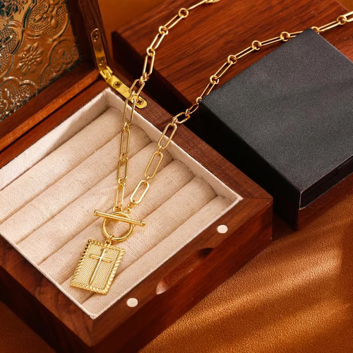 🔥✝️ Stylish Cross Necklace