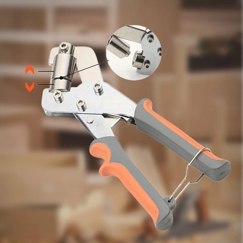 Eyelet pliers for tarpaulins