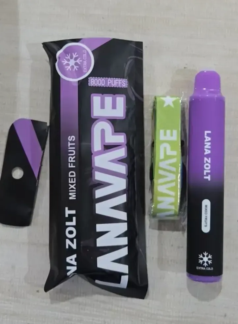 LANA ZOLT抛弃式8000口一次性✨可充電🔋超大容量👍時尚單品