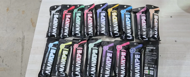 LANA ZOLT抛弃式8000口一次性✨可充電🔋超大容量👍時尚單品