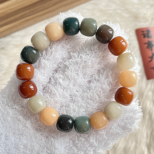 Ghana's Stylish Bodhi Seed Bracelets - Unisex Handmade Beads for Students & Fashion Lovers