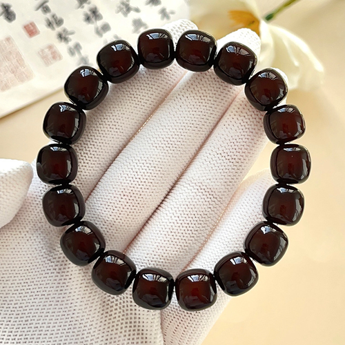 Ghana's Stylish Bodhi Seed Bracelets - Unisex Handmade Beads for Students & Fashion Lovers