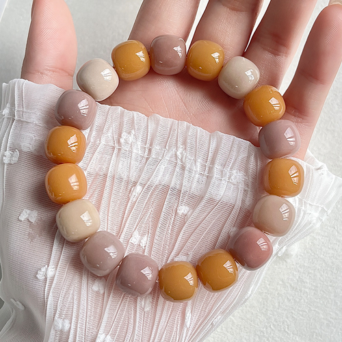 Ghana's Stylish Bodhi Seed Bracelets - Unisex Handmade Beads for Students & Fashion Lovers