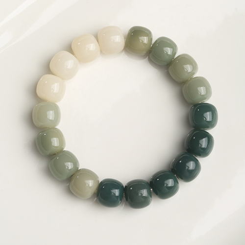Ghana's Stylish Bodhi Seed Bracelets - Unisex Handmade Beads for Students & Fashion Lovers