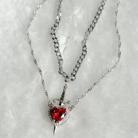 Heart-Piercing Love Dagger Sword Pendant – Double-Layered Heart Necklace, Anime-Style Alloy Jewelry