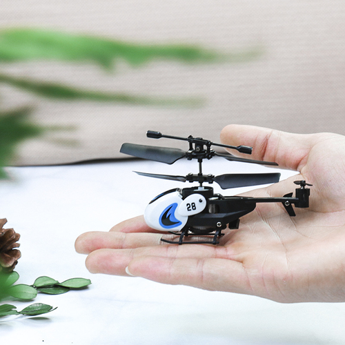 Fingertip mini remote control aircraft helicopter