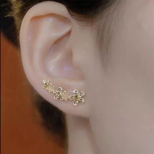 Diamond studded Flower Earrings, Female Niche Design, Exquisite and Versatile Earrings, High-end Earrings Wholesale