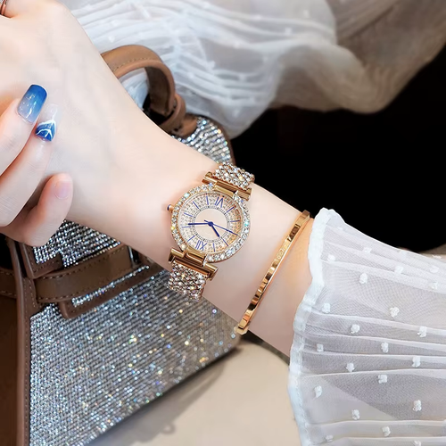 2025 New Light Luxury Gypsophila Diamond Personality Daily Fashion Ladies Bracelet Watch