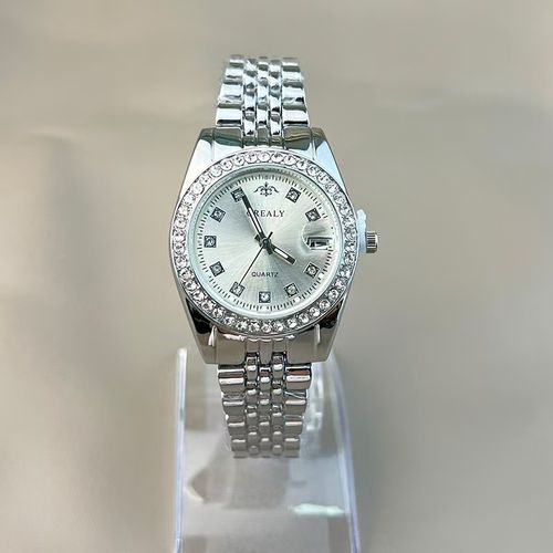 2025 New steel belt calendar ladies diamond watch fashion casual sports business quartz watch