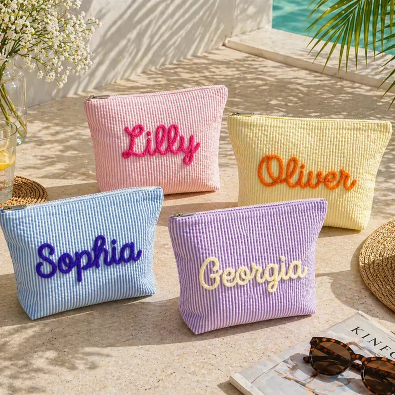 Personal isierte Seersucker-Kosmetik tasche, bestickte Monogramm-Tasche, Reise zubehör