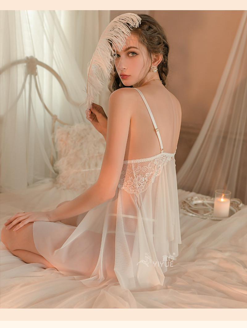 大きいサイズ セクシーランジェリー｜透け感レースの誘惑ナイトドレス｜開放デザインベビードール