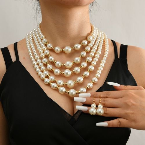 Pearl necklace