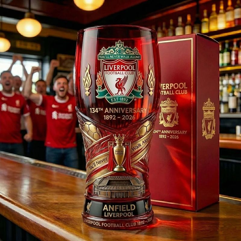 Liverpool 134 Jahre Gedenk ausgabe Glas