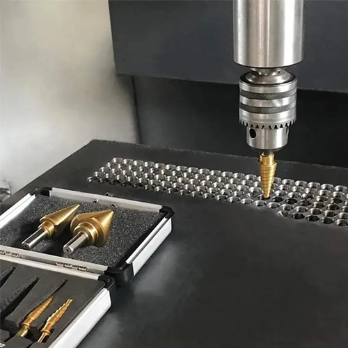 5Pcs Step Drill Bit Set, High Speed Steel Titanium Coated Cone Drill Bits, Multiple Hole Size Unibit Step Drilling Tool with Storage Case for Metal Wood Plastic Drilling Work