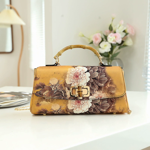 Chinese style embroidered baguette bag