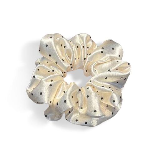 KatchMe Gift: Elegant Satin Scrunchie (Surprise Color) 1 PC, Elastic scrunchi for Women, Gentle on Hair, Hair Accessories
