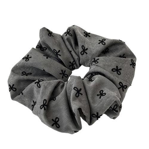KatchMe Gift: Elegant Satin Scrunchie (Surprise Color) 1 PC, Elastic scrunchi for Women, Gentle on Hair, Hair Accessories