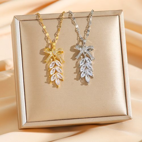 5A Zirconia leaf necklace