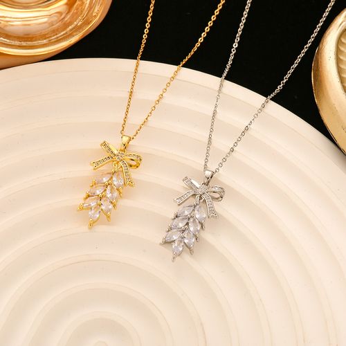 5A Zirconia leaf necklace