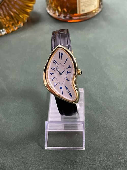 Artistic Melting Design Wristwatch Gold Case Paris Style Leather Strap Watch for Kenya Market