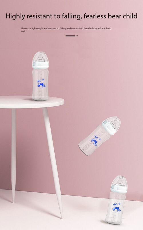 3-in-1 Hands-Free Baby Bottle Set
