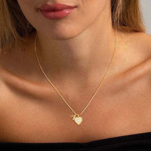 High-end Valentine's Day gift: Copper heart-shaped letter pendant with micro-set stones.