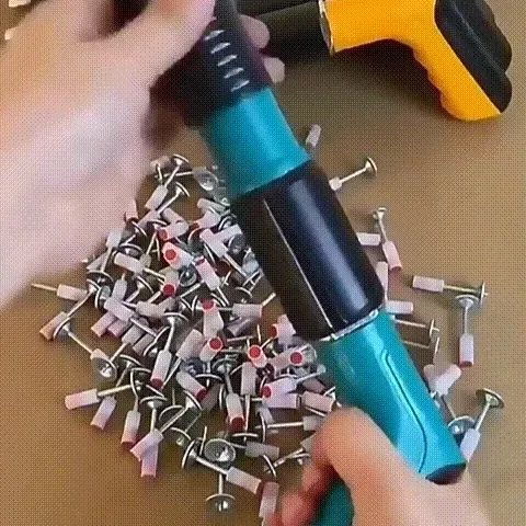 🔥 This stud - type toolbox can easily drill through wood, stone, and concrete 💥. The handle is designed with shock absorption, preventing your hands from trembling during use. ✨ The noise - reduction and sound - elimination design allows you to use it without worrying about disturbing your neighbors. 🔧 Whether for home renovations or use on construction sites, it can significantly improve work efficiency.
