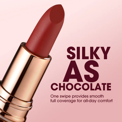 Matte Lipstick – Smudge‑proof, transfer‑resistant, vibrant colour. Comfortable & non‑drying – lasts all day! 👄🌹