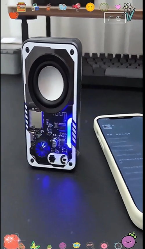 Retro Speaker Alarm Clock Wireless Charger Speaker Micro Speaker V8