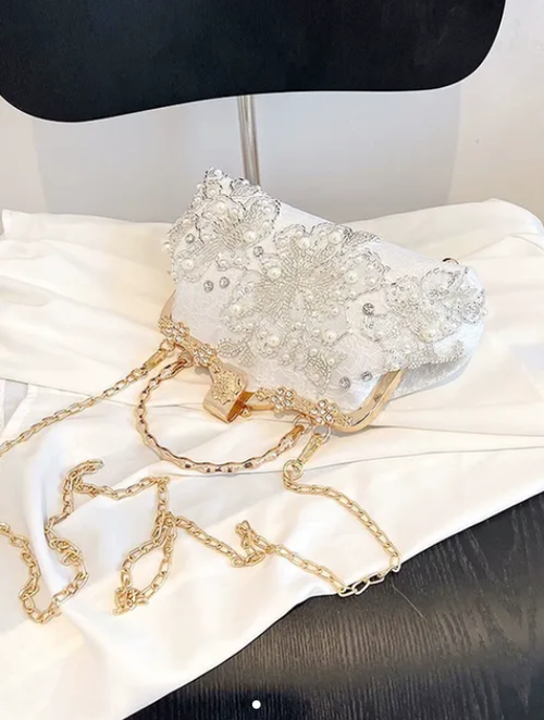 Pearl Embroidered Handheld Banquet Handbag with Open Closure and Chain Decoration Durable Feature