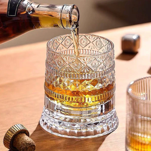 360° Rotating Whiskey Glass Tumbler